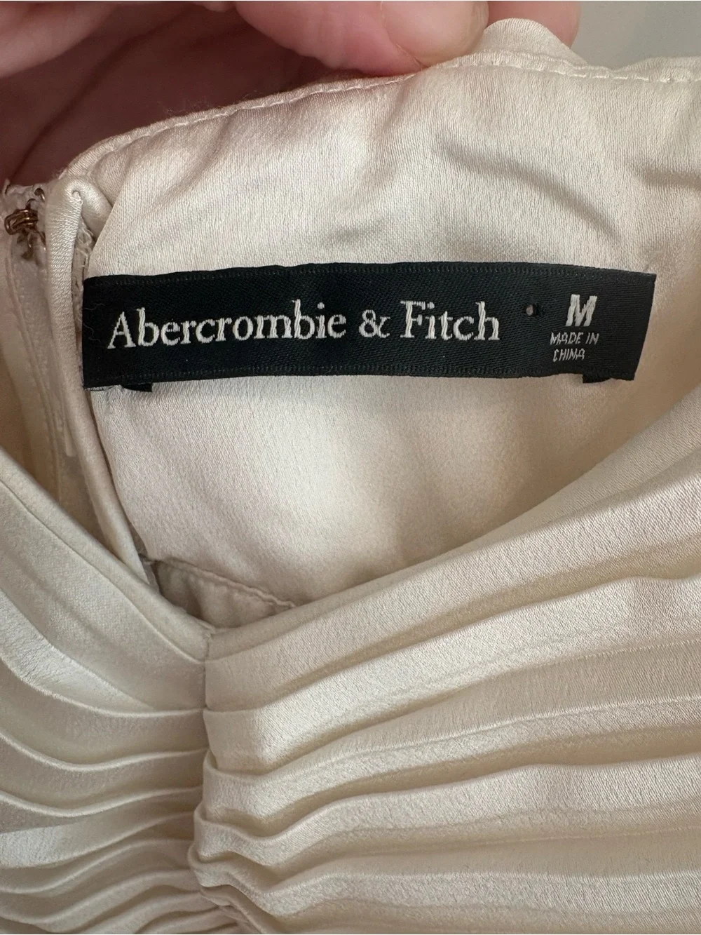 Abercrombie & Fitch Giselle Cream Pleated Tiered Maxi Dress Asymmetric Layers M